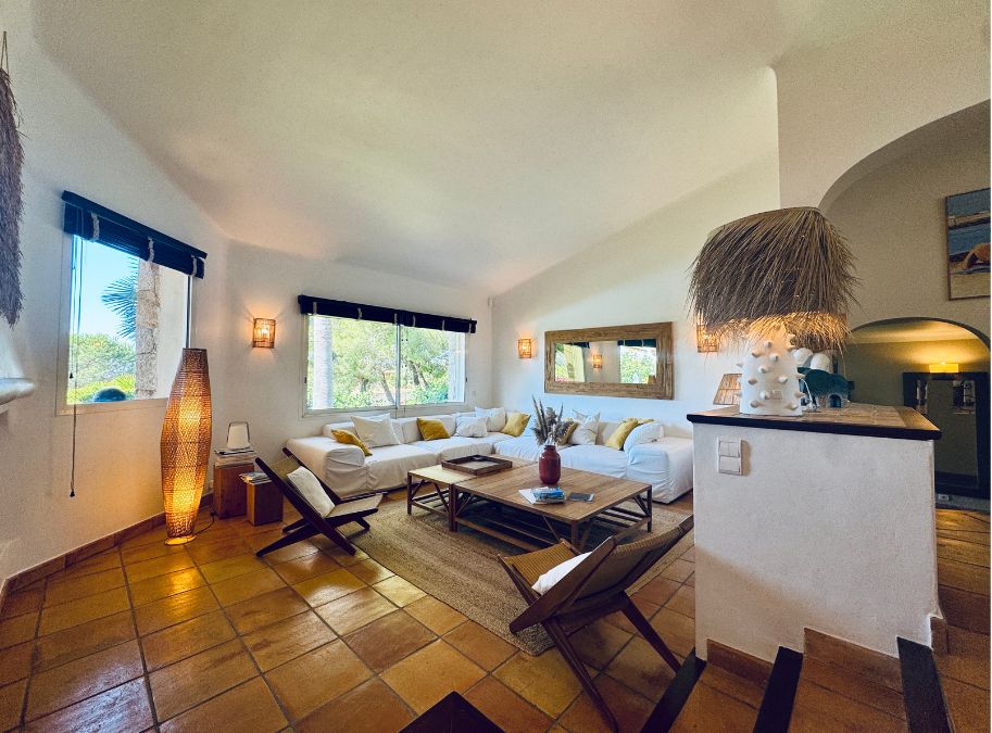 Villa Jobica, villa méditerranéenne de luxe à louer en Corse - Porto-Vecchio - 3 minutes à pied de la plage - 5 chambres